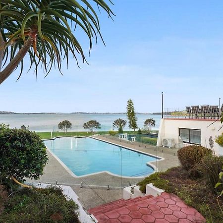 Magnificent Beachfront Mansion - Pool - Fireplace Auckland Exteriör bild