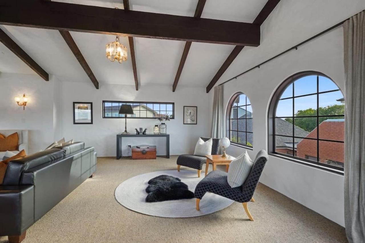 Magnificent Beachfront Mansion - Pool - Fireplace Auckland Exteriör bild